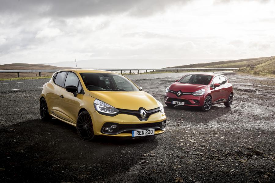  Renault Clio 2016 года  (UK) (фото 13 из 31)